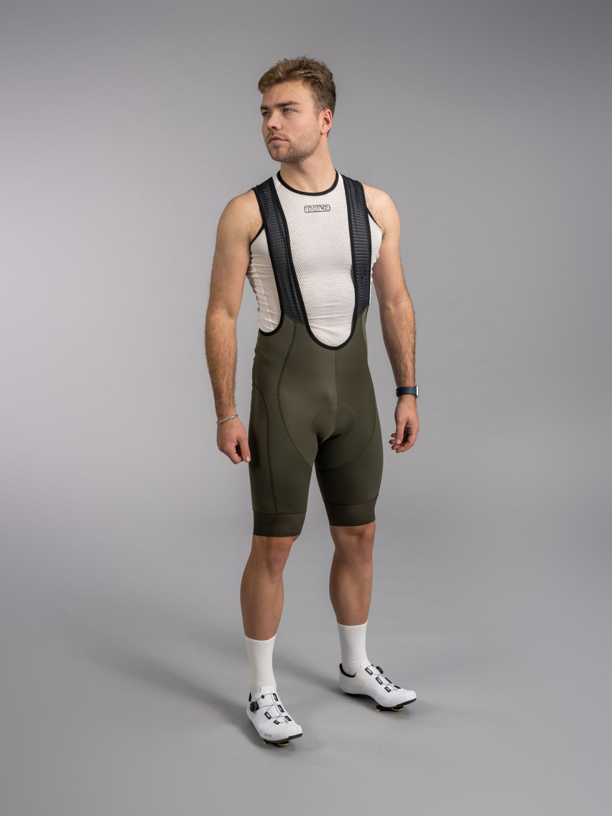 Icon Trägerhose Olive