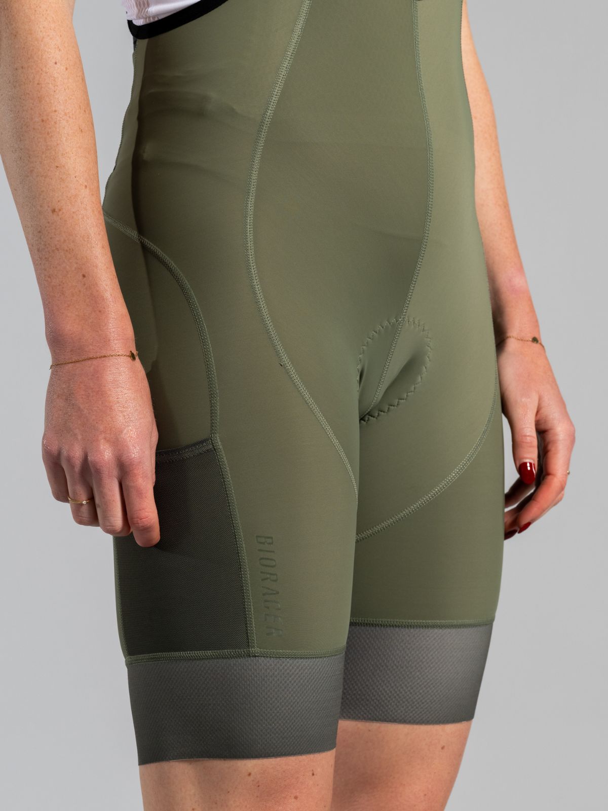 Icon Gravel Women's Bibshorts Thyme Green